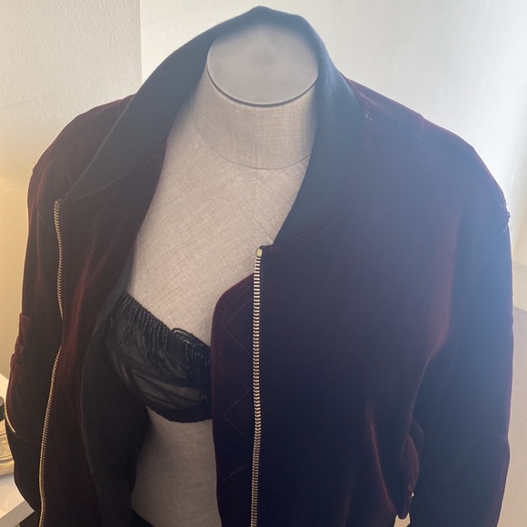 Velvet bomber Sandro - Picture 8 of 9